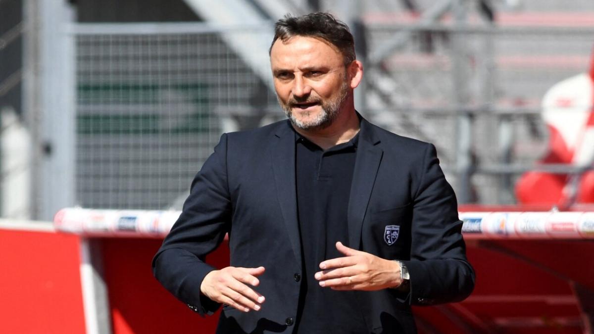 Lens coach Franck Haise 